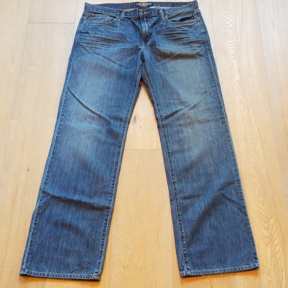 Men's Lucky Brand  vintage straight jeans